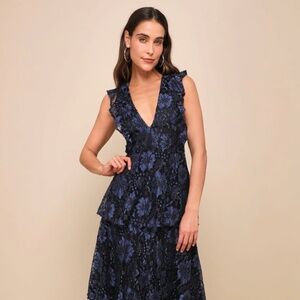 Lulus Size Small, Navy Blue, V-Neck, Lace Dress